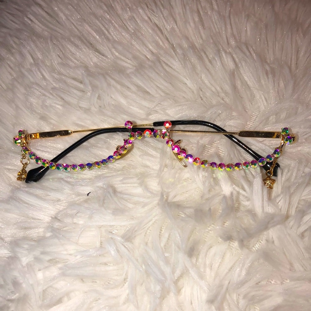 Rhinestone lensless glasses